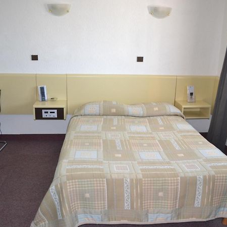 Le Relais De Fabregues Hotel ภายนอก รูปภาพ