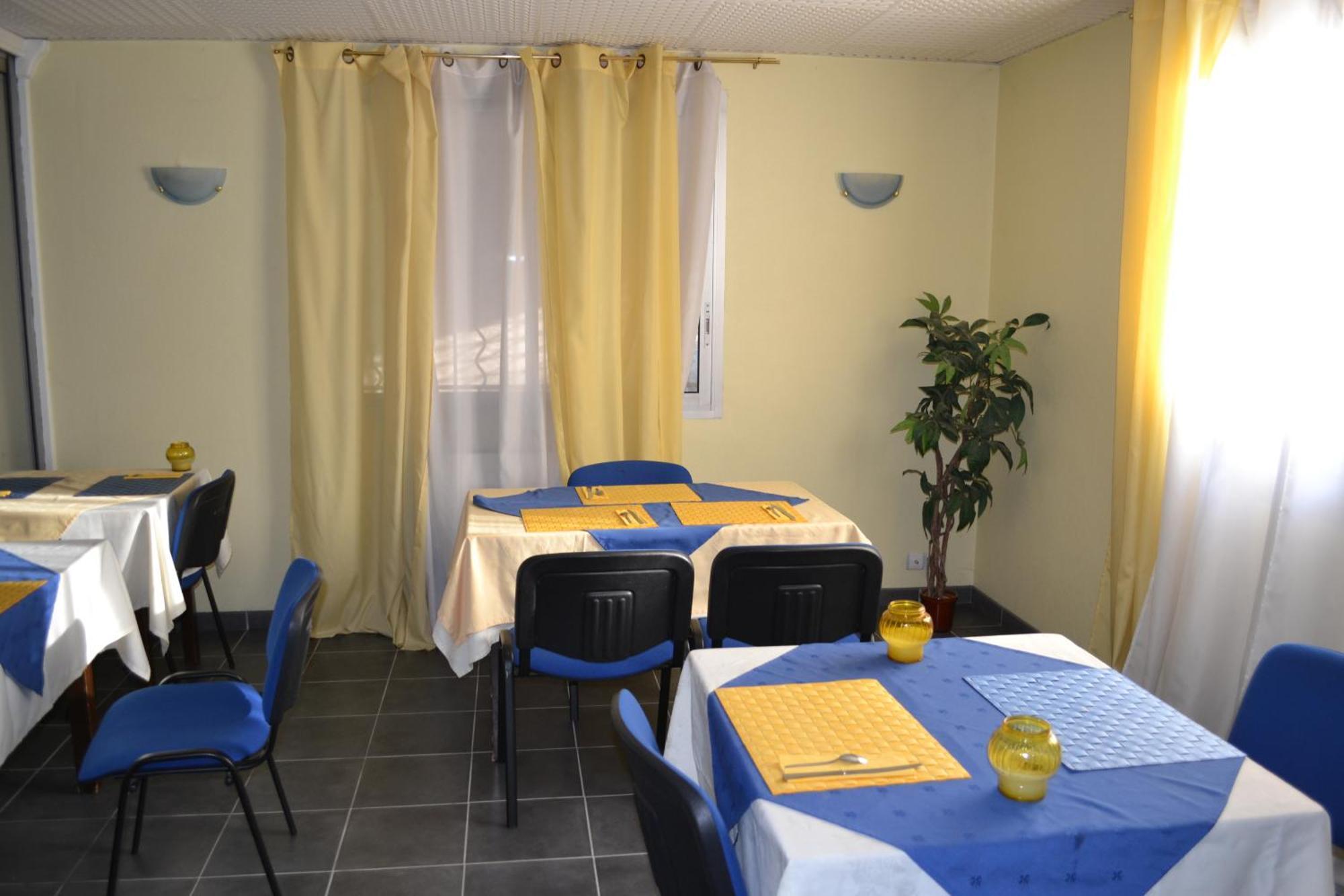 Le Relais De Fabregues Hotel ภายนอก รูปภาพ