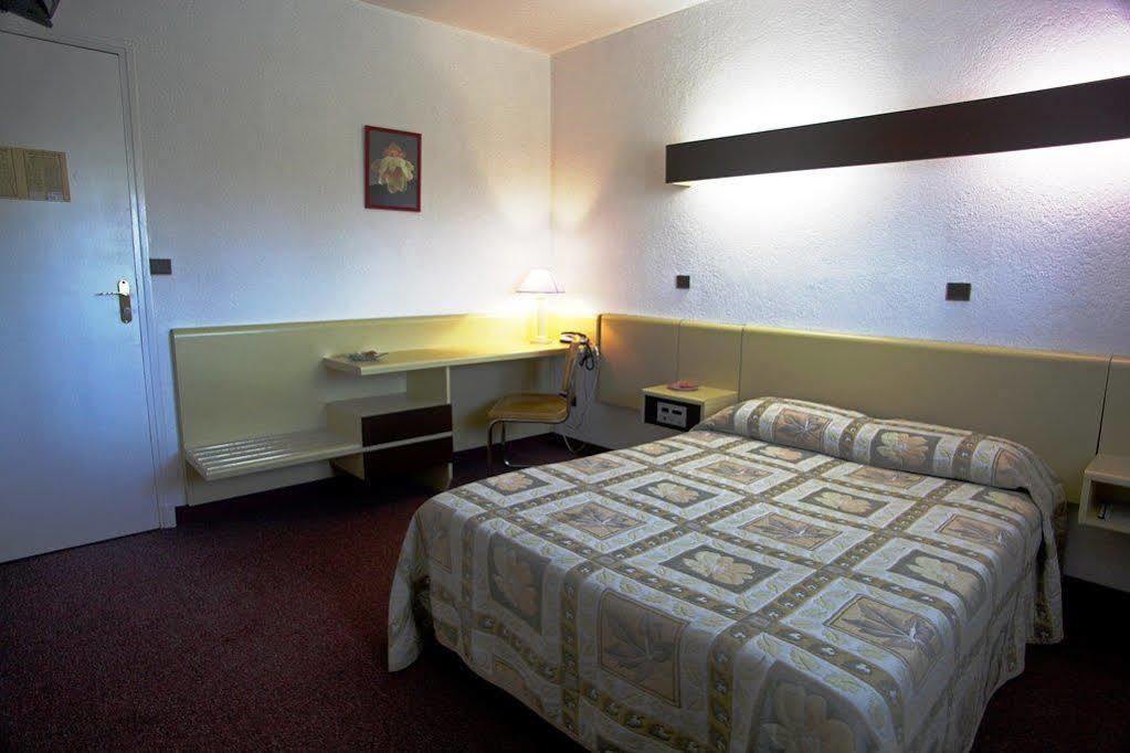 Le Relais De Fabregues Hotel ภายนอก รูปภาพ